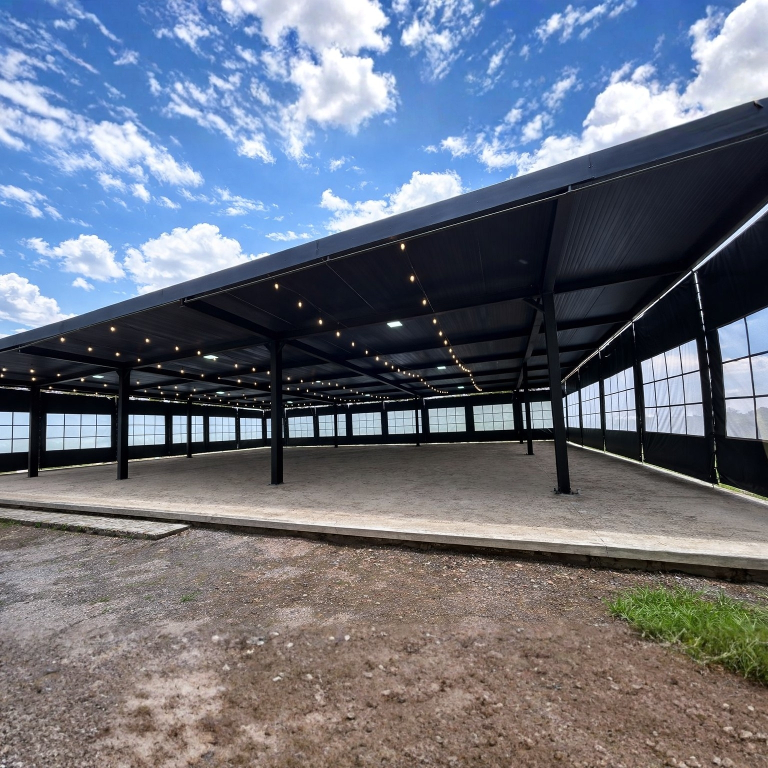 cortina-enrollable-negra